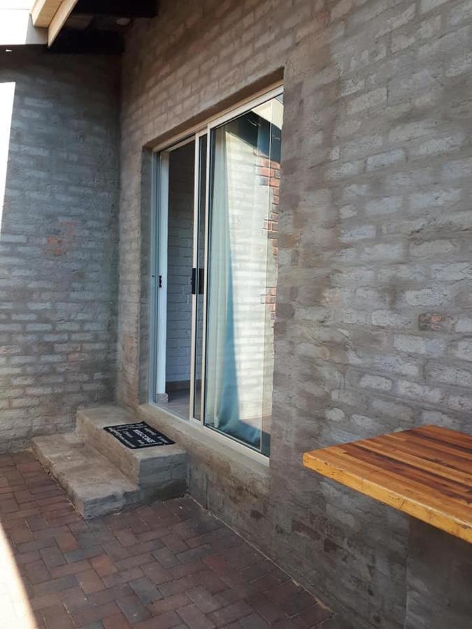 Oppermans Villa Pretoria-Noord エクステリア 写真